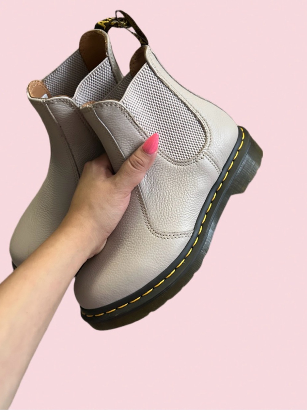 Dr. Marten Chelsea boots